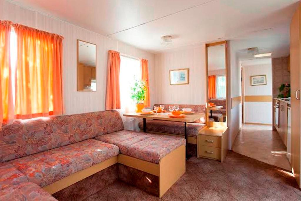AA Karavany Piešťany room 3
