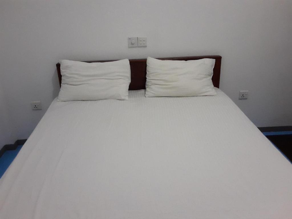Abia Surf Camp room 1