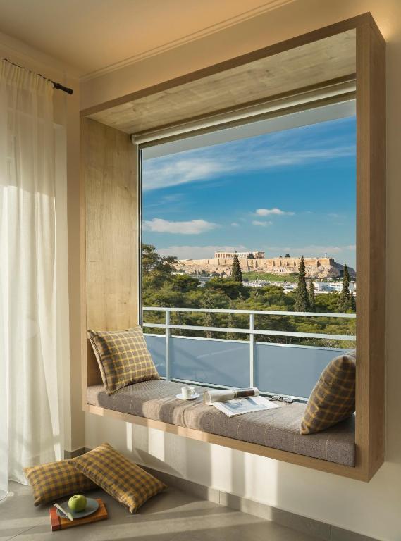 Acropolis View Homey room 1