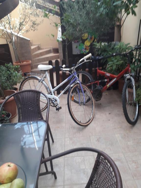 Alikes Apartments close to international airport and Rafina port room 5