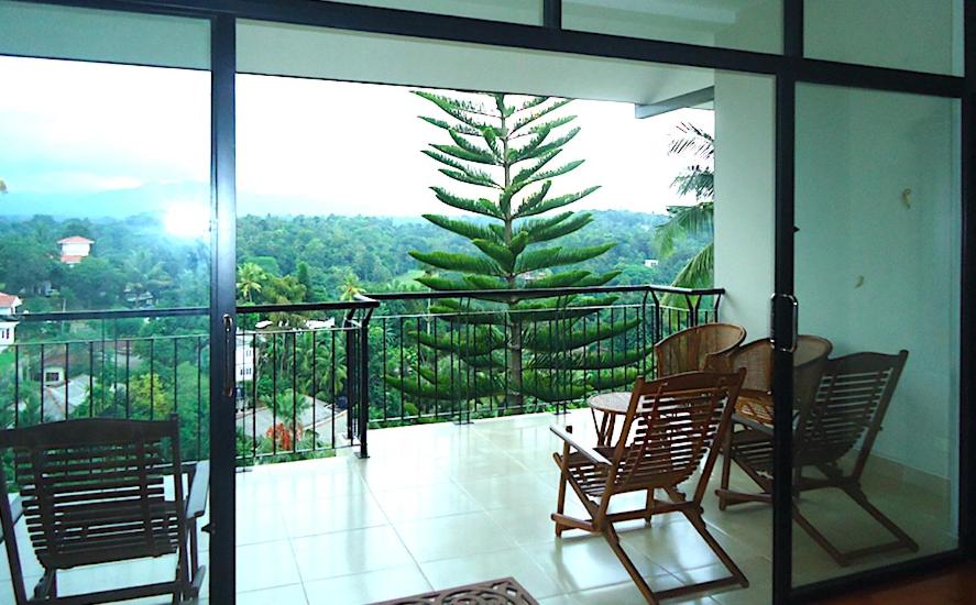 Alpha Homes - Mountain Views room 1