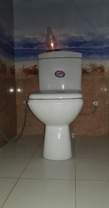 Ama Rest Inn room 2