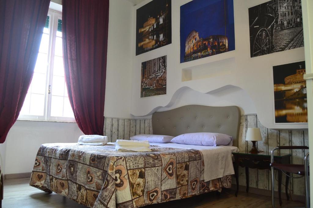 AmoRoma Vatican room 2