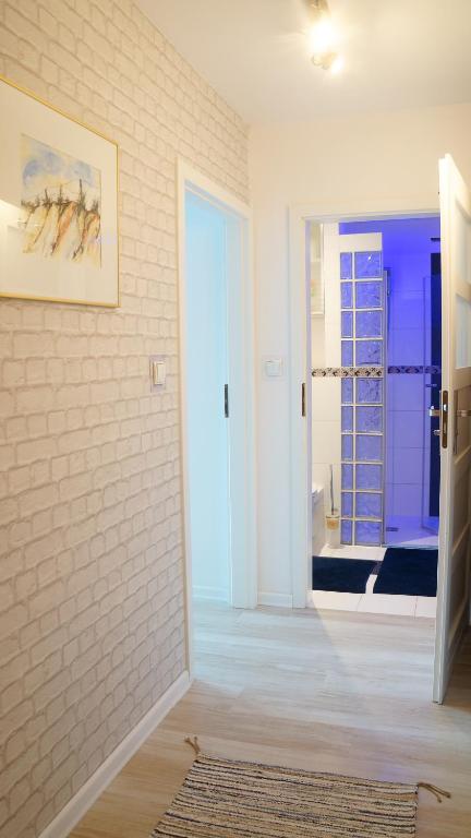 Anchor Apartments room 5