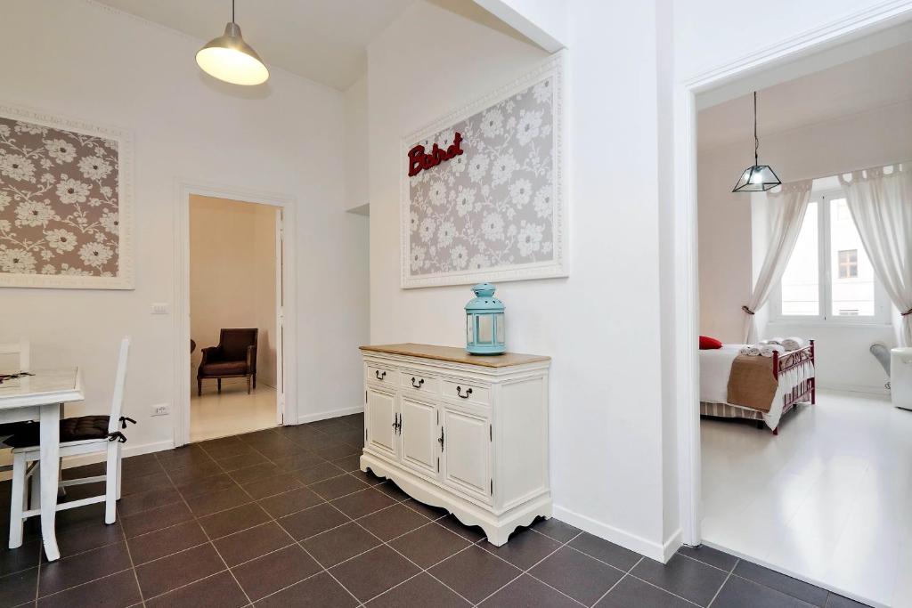 Apartment Antonia certified sanitization every check room 5