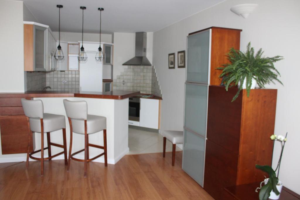 Apartament II room 6
