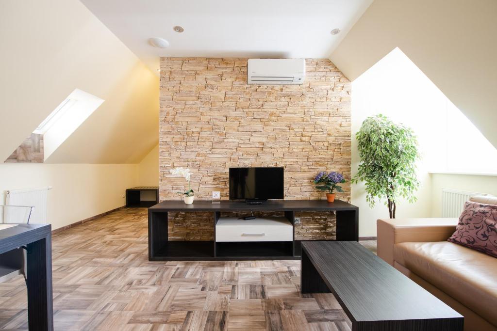 Apartments Brigitte room 2