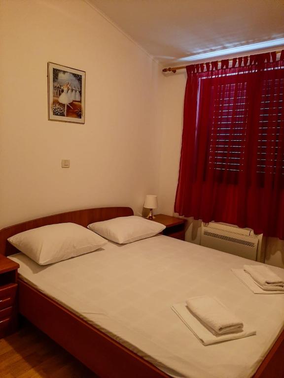 Apartments Čepo room 3
