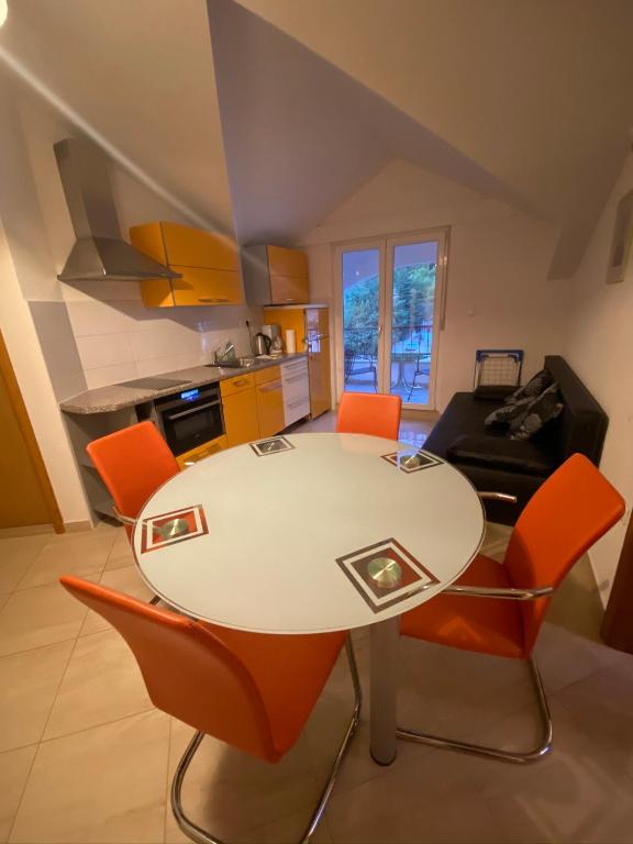 Apartments Grozdana room 1