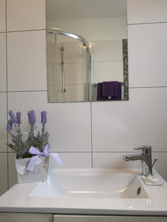 Apartments Peloža room 2