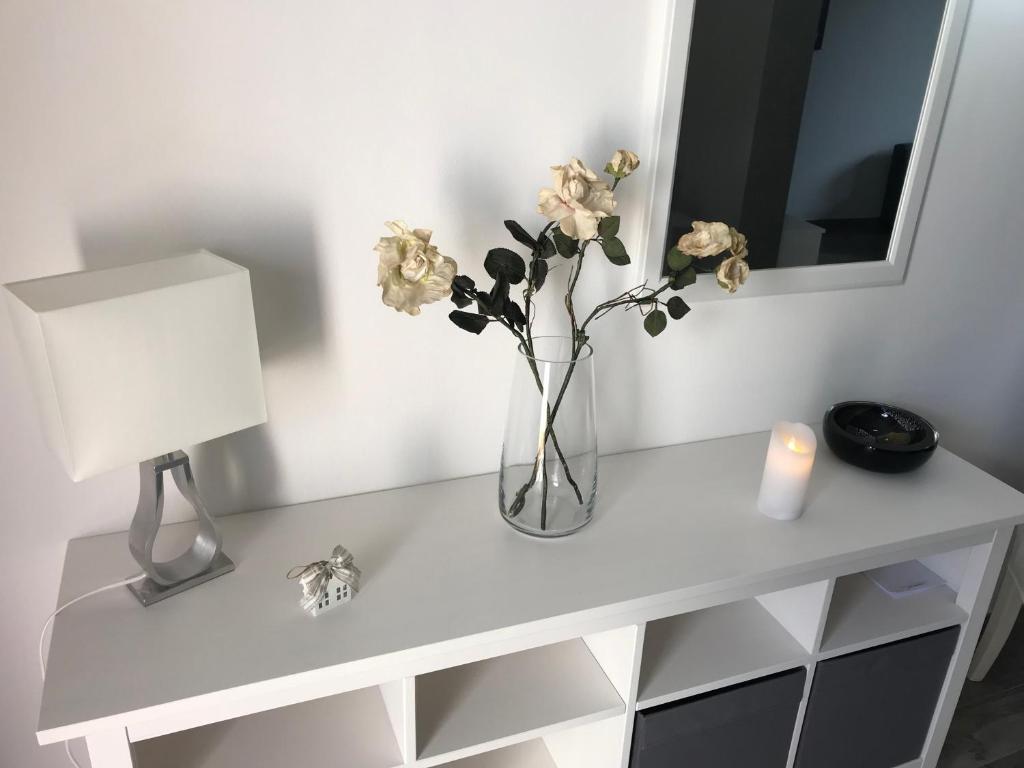 Grey's Apartment room 2