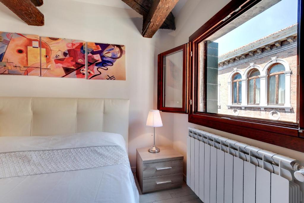 CA'MODERNA room 3