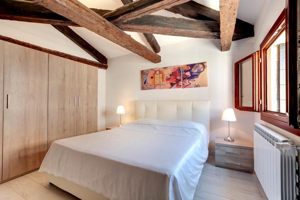 CA'MODERNA room 4