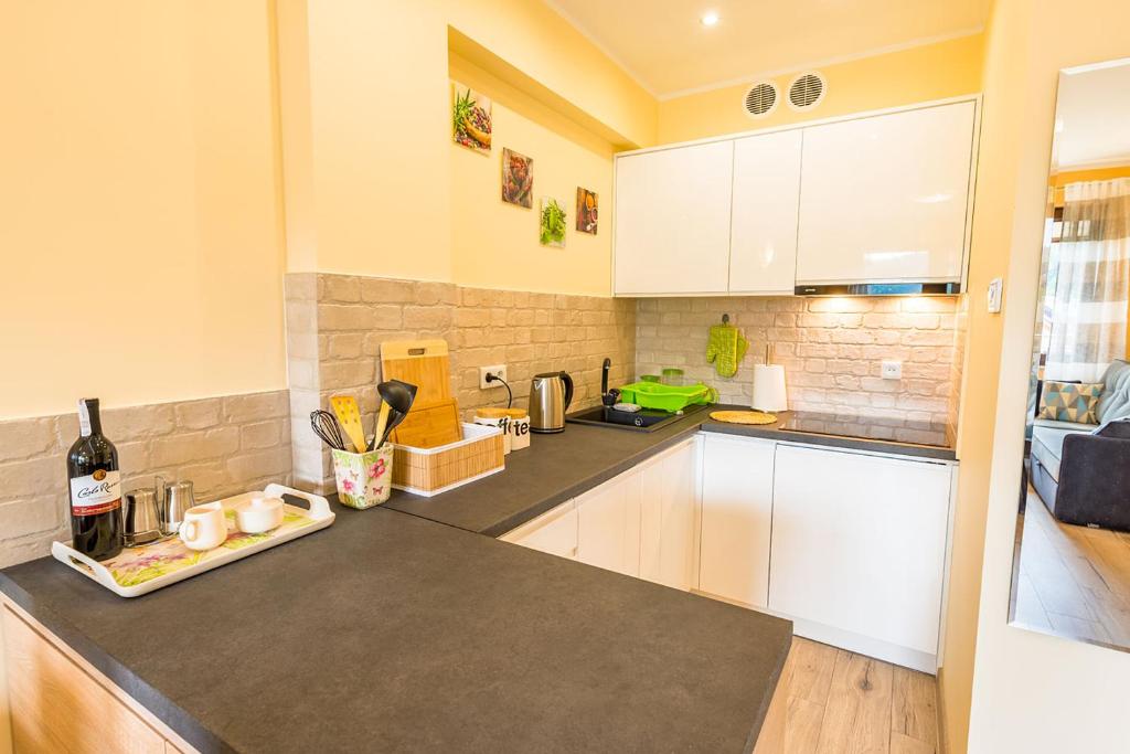 Apartament Sweet Home room 4