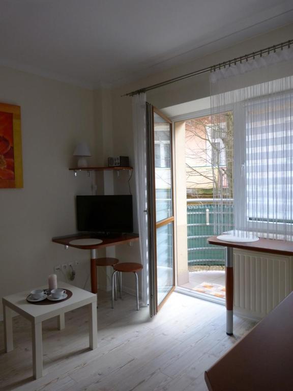 Apartament 210 room 5