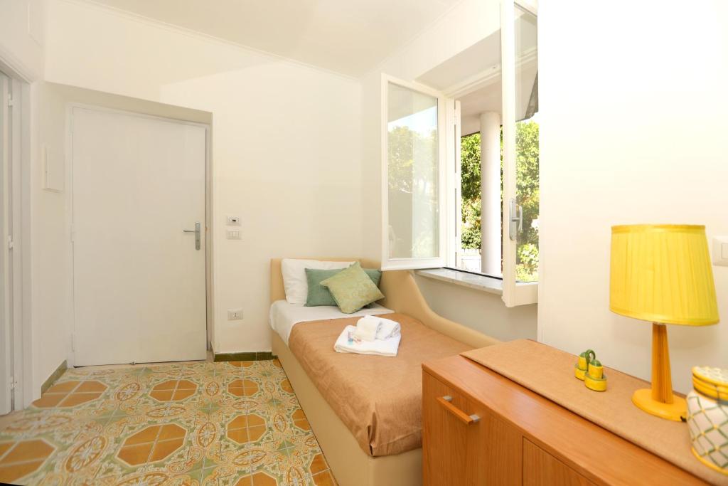 Archa room 2