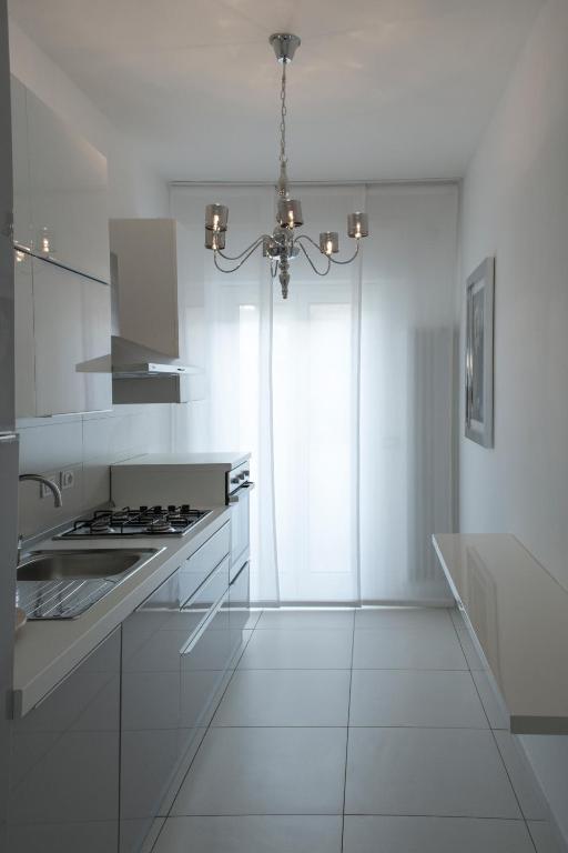 Artist's suite room 3