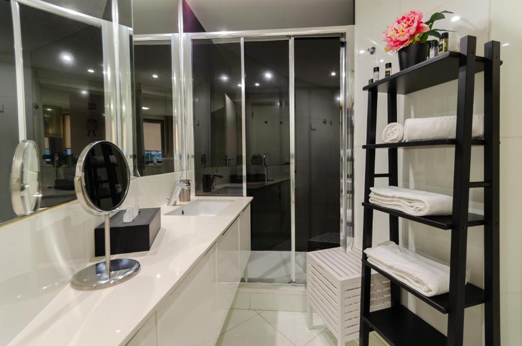 Avenue Marquês room 3