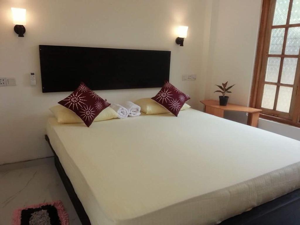 Monara Backpacker Inn Unawatuna room 1