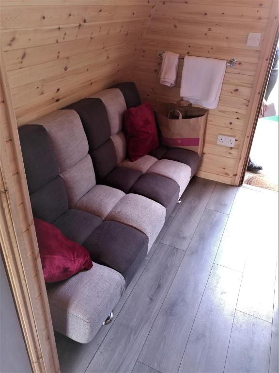 shanagarry / Ballycotton Glamping pod room 2