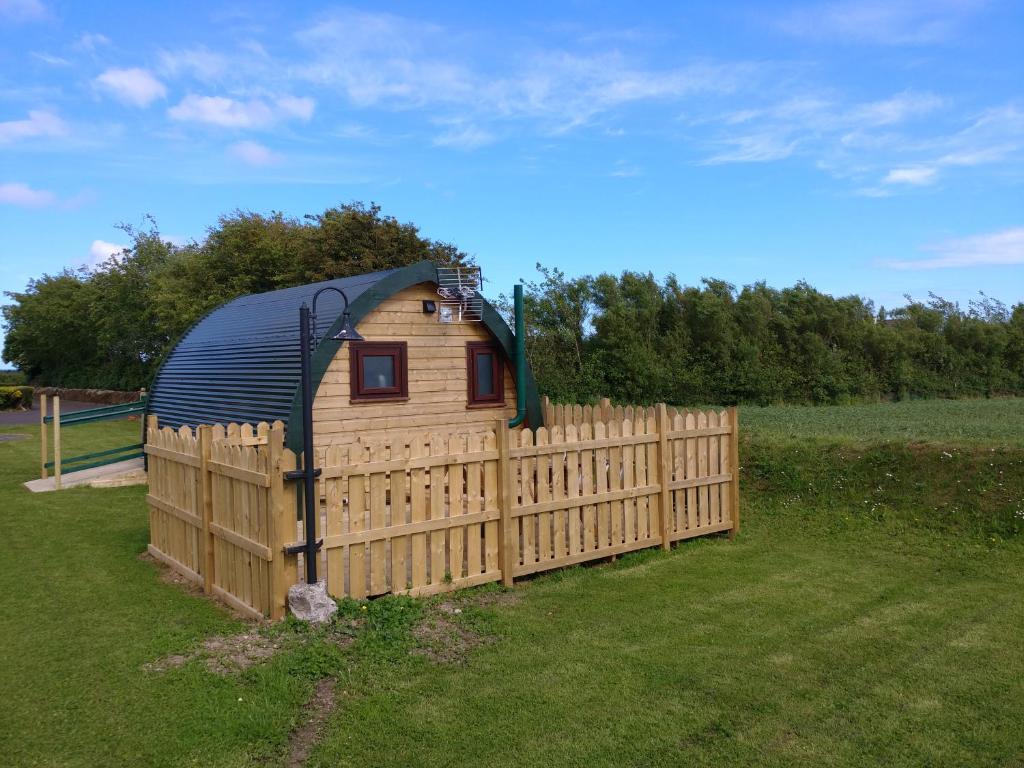 shanagarry / Ballycotton Glamping pod room 6