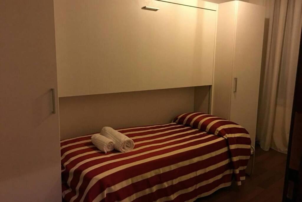 BARTHOUSE5486 room 6