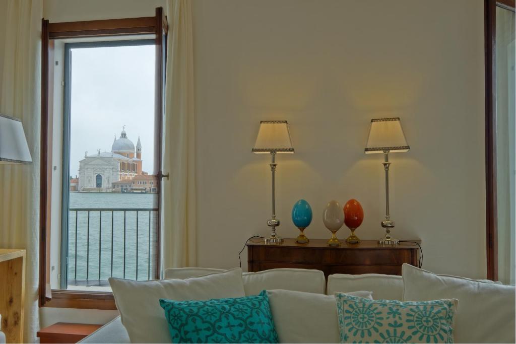 La Grande Bellezza room 2