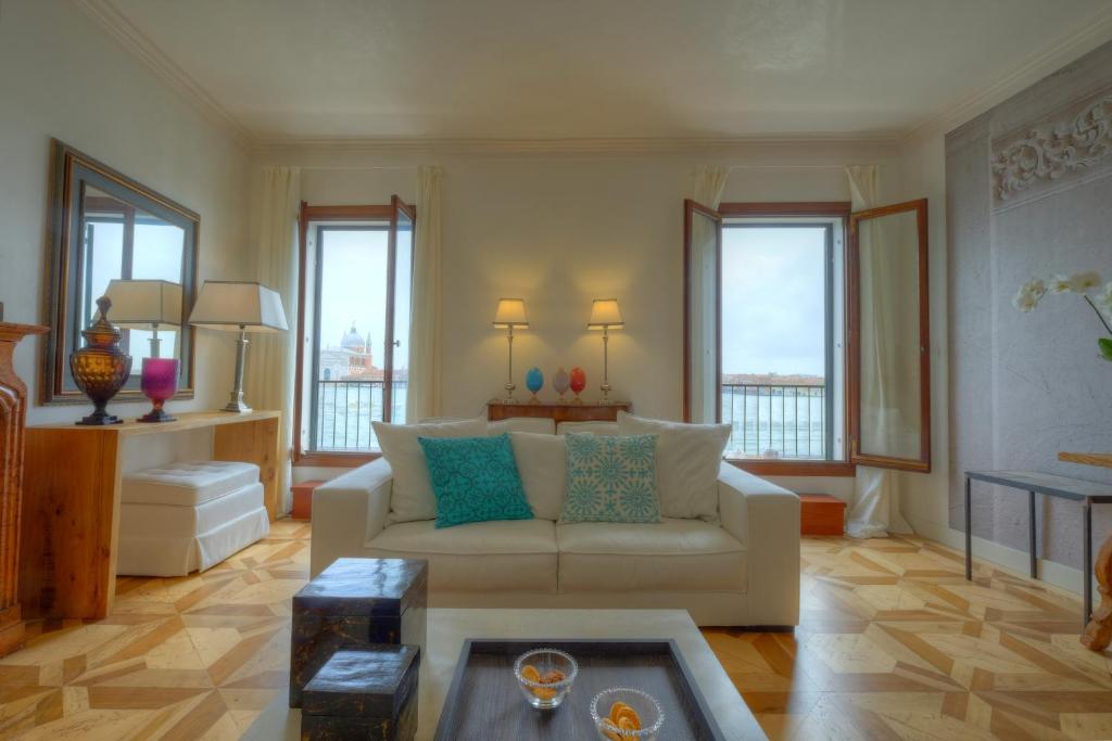La Grande Bellezza room 4