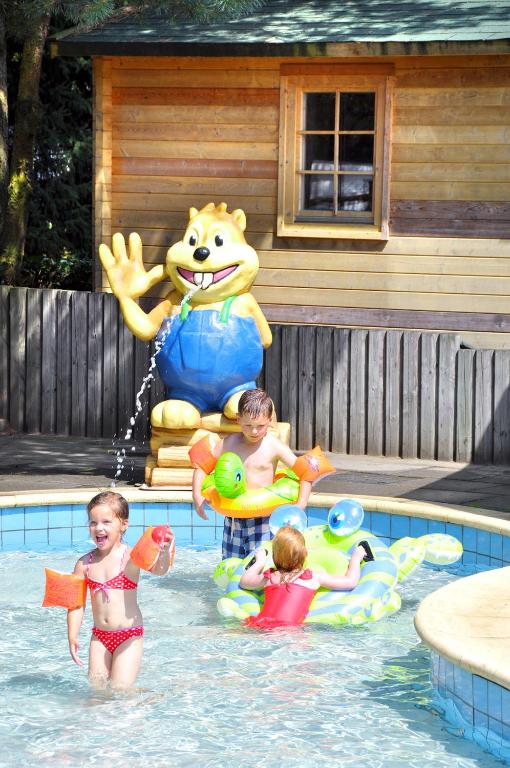 BH Dommeldal Mobile home room 4