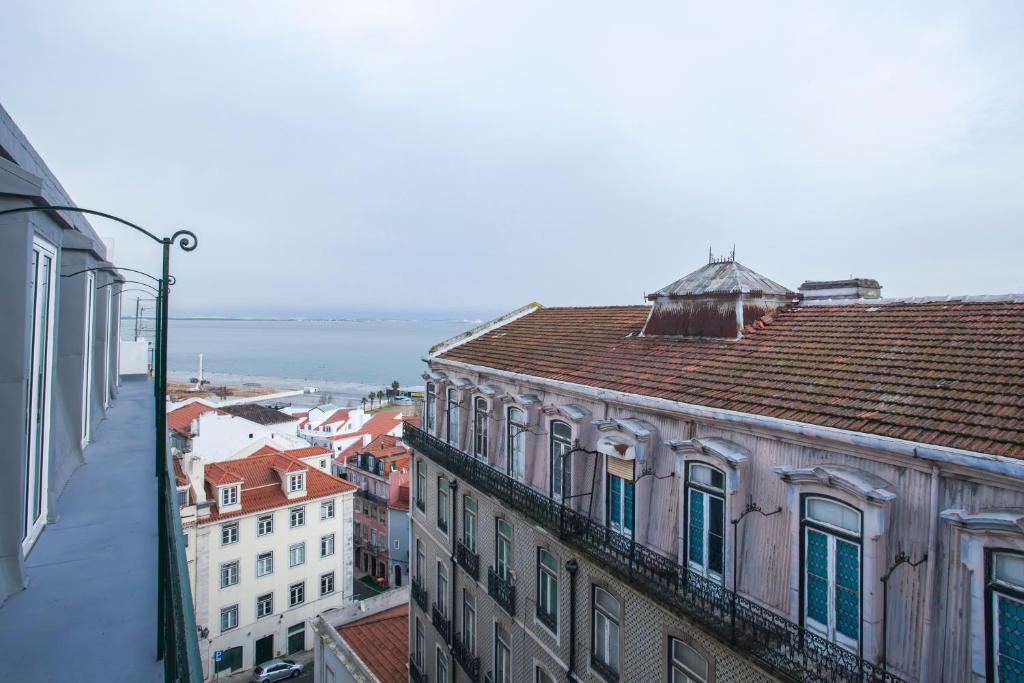 Breathtaking River View in Alfama room 4