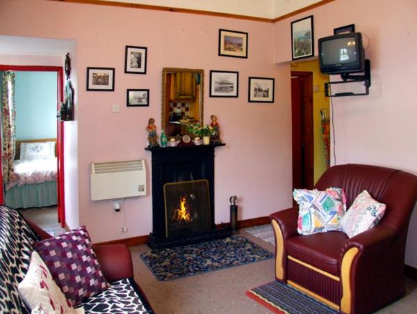 Brendan's Cottage room 1