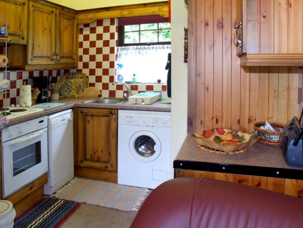 Brendan's Cottage room 3