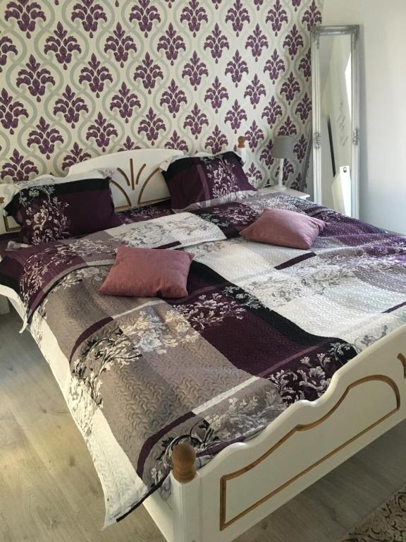 Bruk Central Apartament room 1