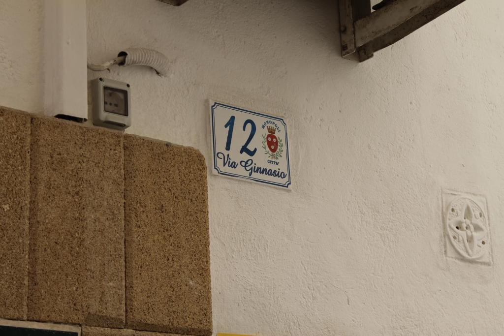 Casa Emilia room 6