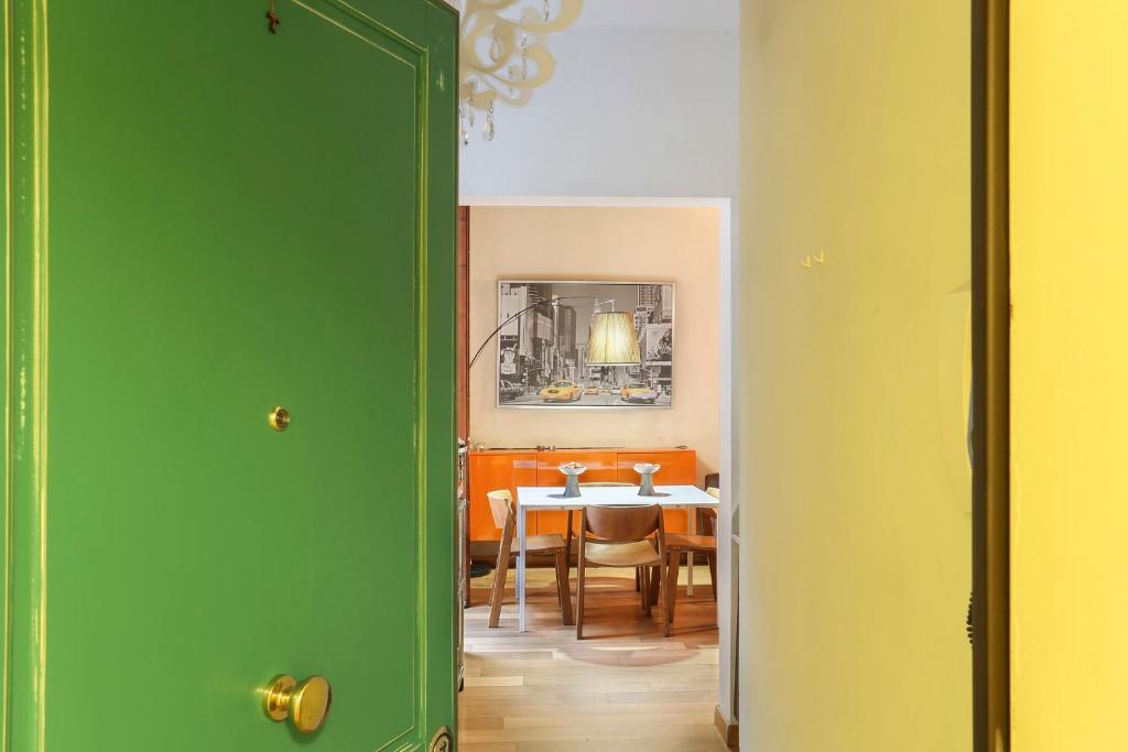 CELLINI Bright & Elegant flat in Florence-hosted by Sweetstay room 5