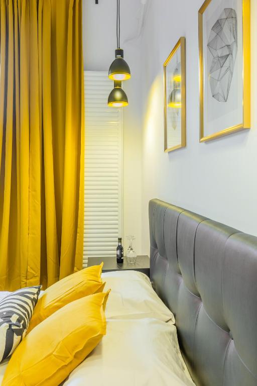 CHÂTEAU: Upscale Suites in Bucharest's Historical Center! room 2