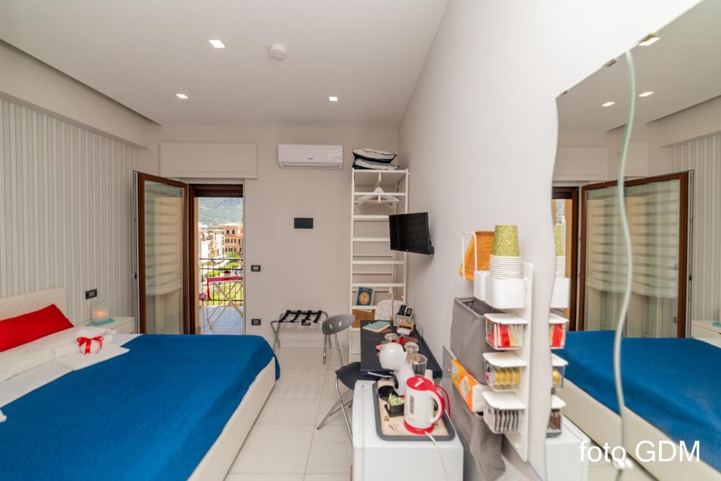 ChristAl room 6