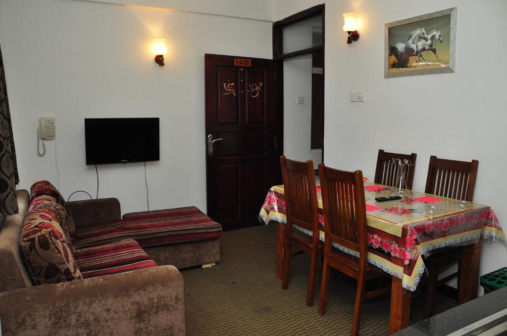 Coolborn Apartment room 6