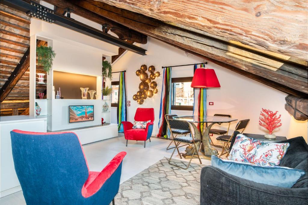 Coral Loft room 2