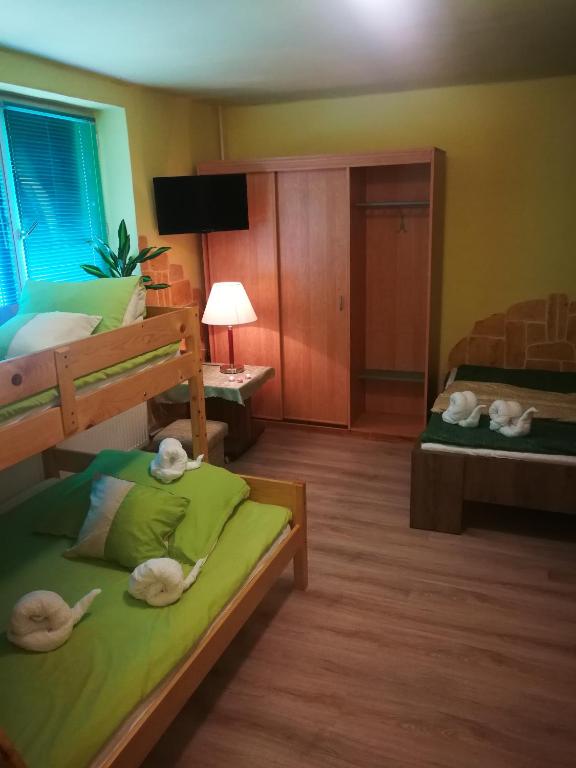 Csigaház Panzió room 2