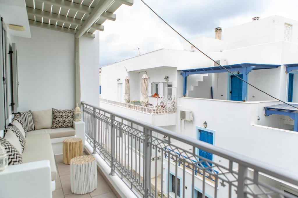New - Cycladic Lifestyle Apartment Naxos Town – Photos 3