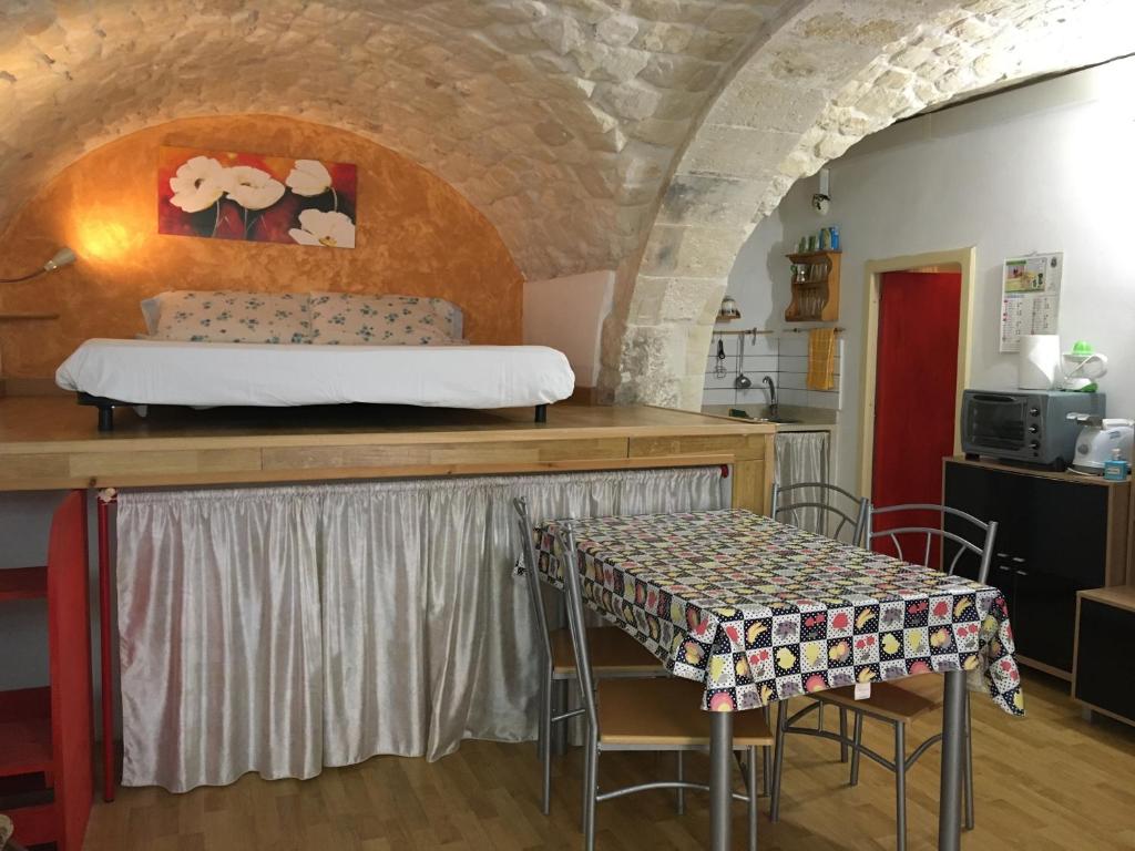 Dammuso Raffaello room 4