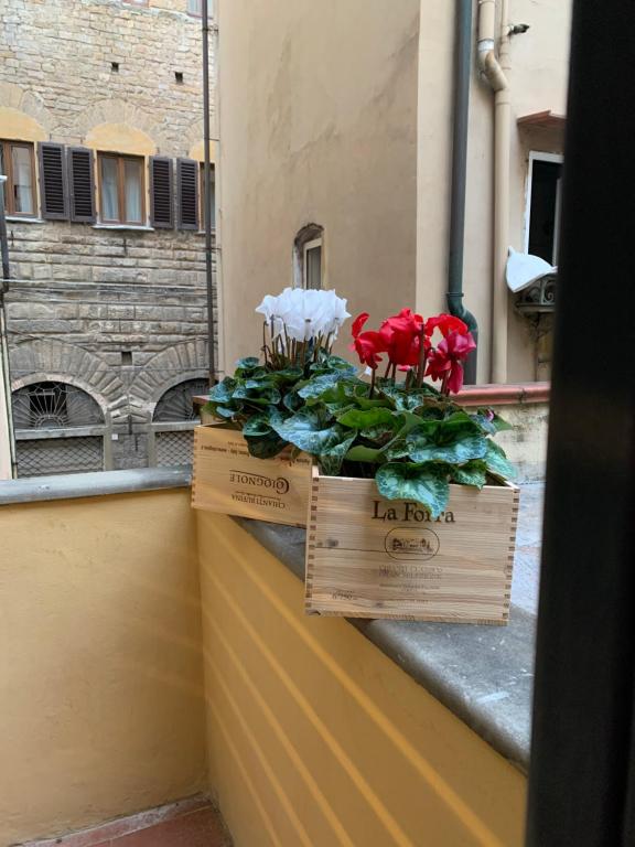 AI MAGAZZINI DEI MEDICI (casa con balcone) room 3