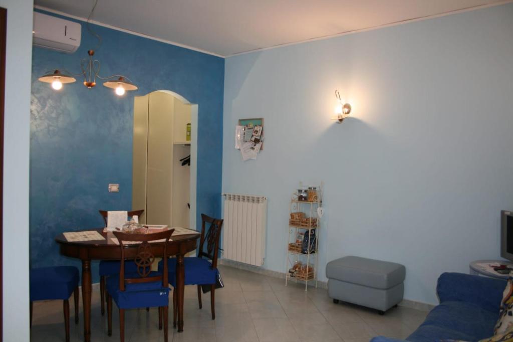 Delby's house room 4