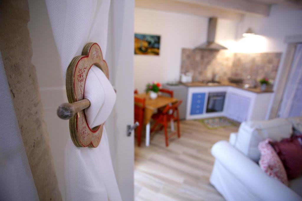 DentrOrtigia room 3
