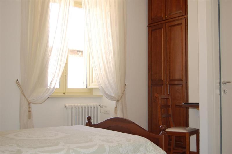 Guest House Domus Urbino room 4