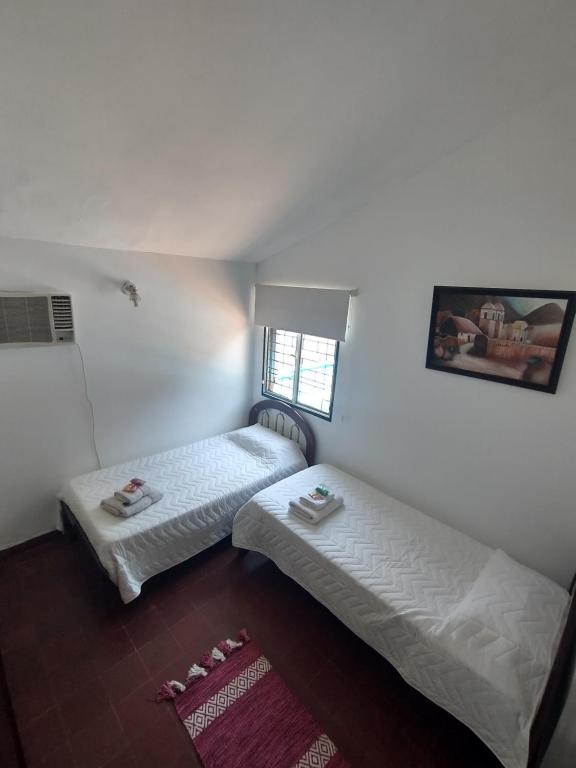 Don Carlos Apart room 3
