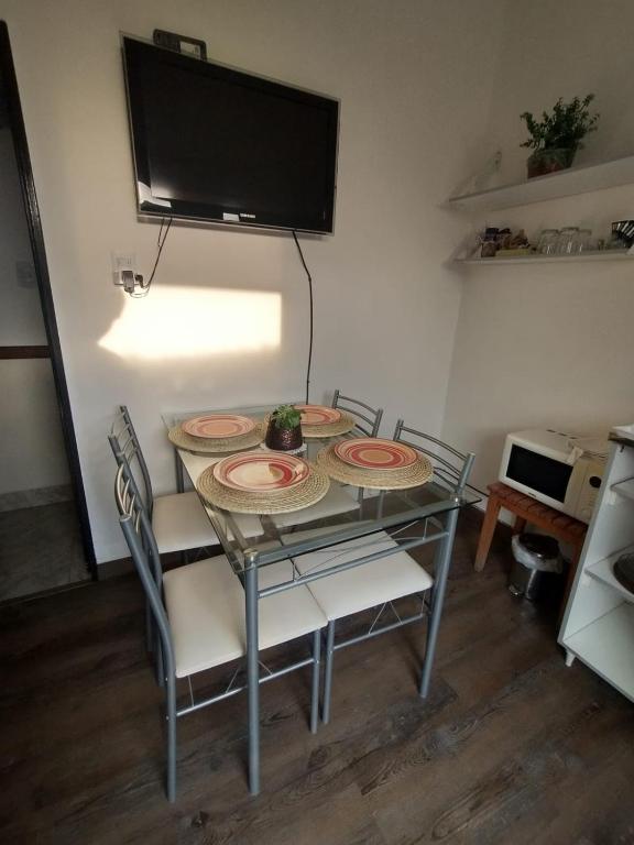 Don Carlos Apart room 4