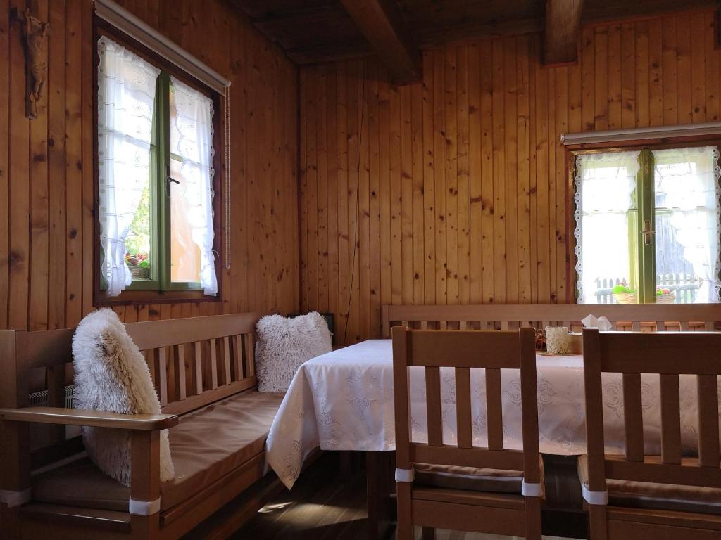 Drevenička v Durčinej room 3