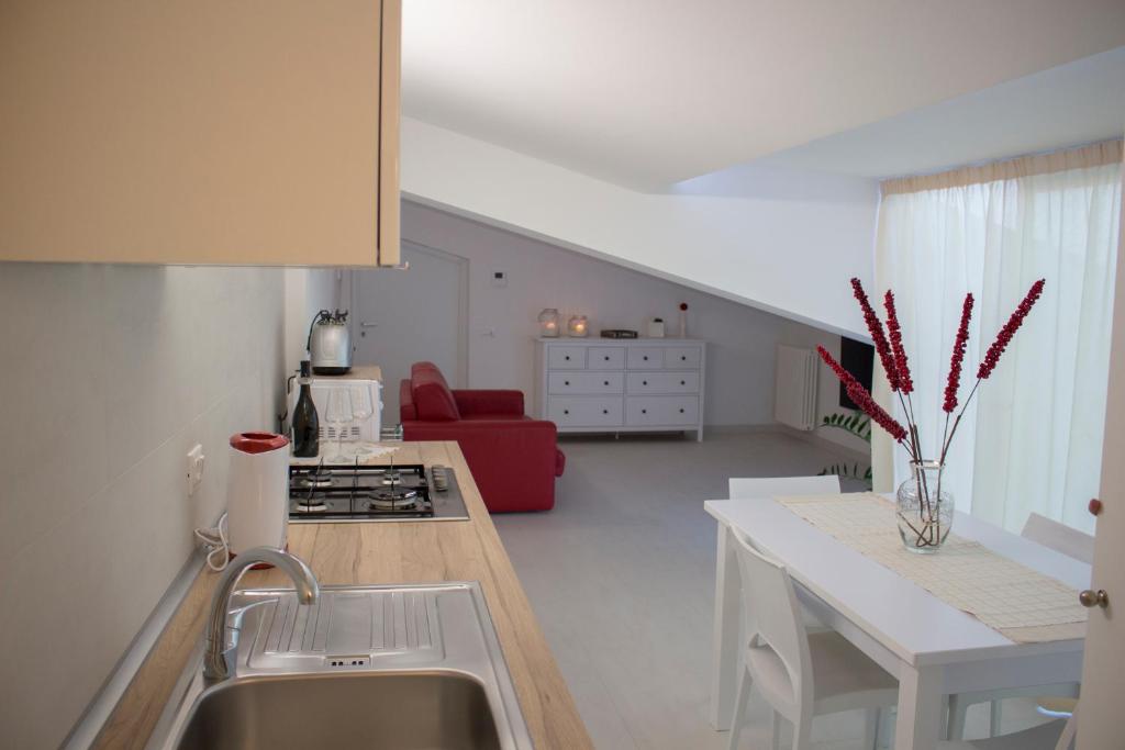 Duchessa House room 6
